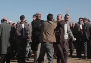 Kurban Pazarında çirkin  manzara..